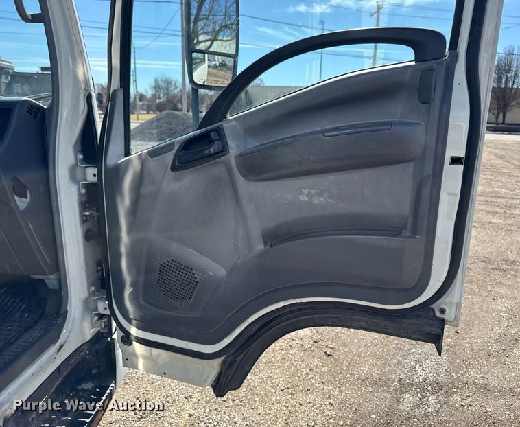 image for item DT0638 2010 Izuzu NPR delivery truck