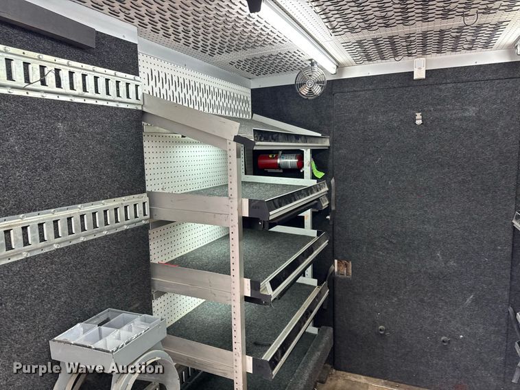 image for item DT0638 2010 Izuzu NPR delivery truck