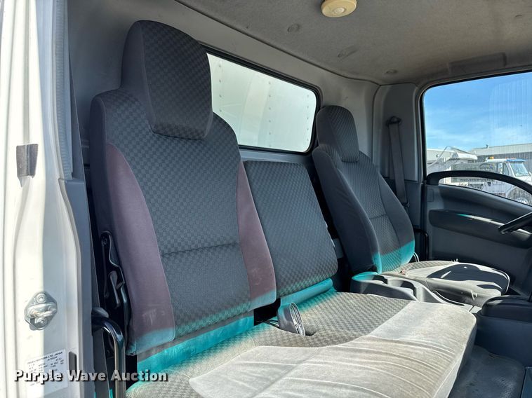 image for item DT0638 2010 Izuzu NPR delivery truck