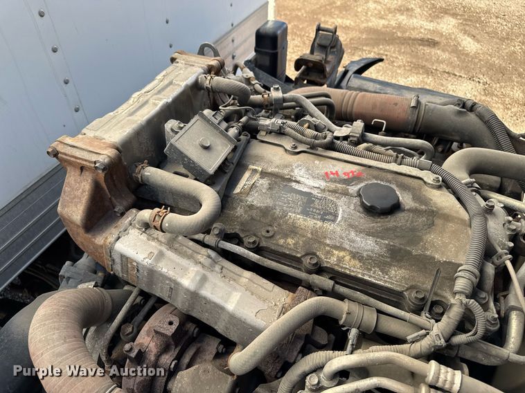 image for item DT0638 2010 Izuzu NPR delivery truck