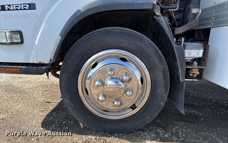 image for item DT0638 2010 Izuzu NPR delivery truck