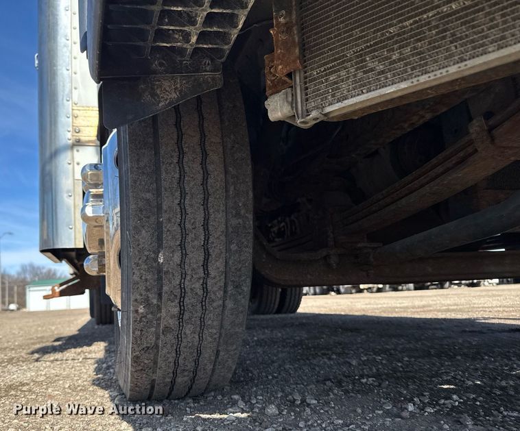 image for item DT0638 2010 Izuzu NPR delivery truck