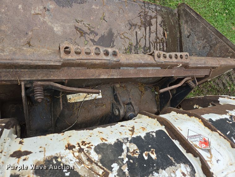 image for item DT4753 2000 Bobcat 864 tracked skid steer loader