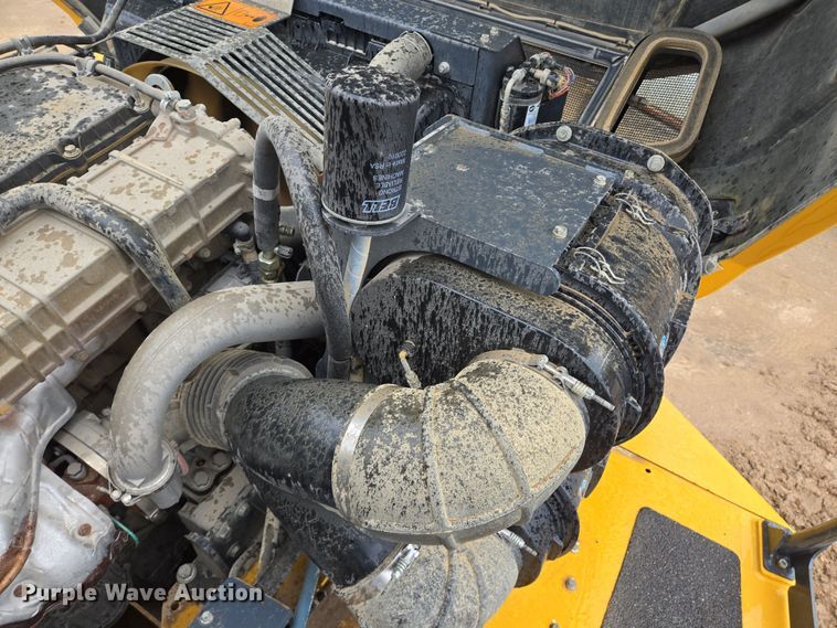 image for item DT4761 2021 Bell B45E 6x6 articulated haul truck