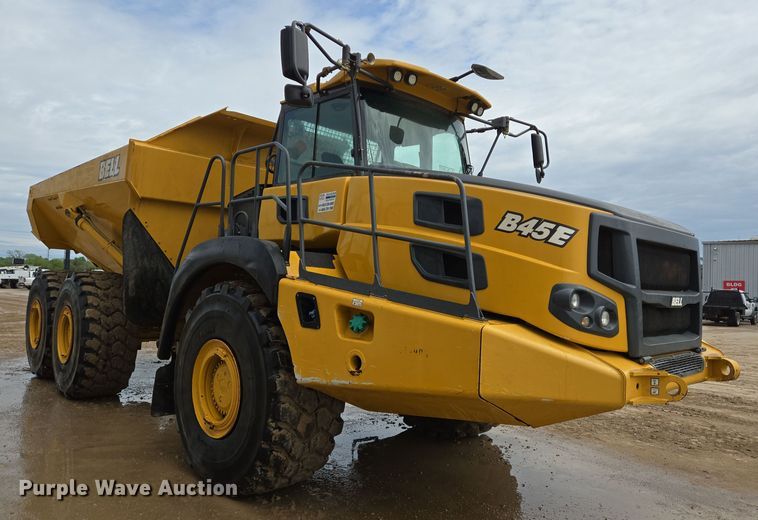 image for item DT4762 2021 Bell B45E 6x6 articulated haul truck