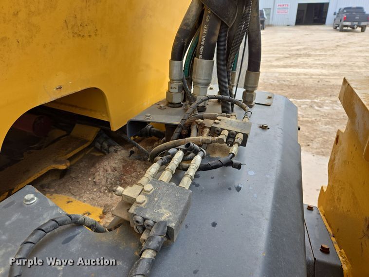 image for item DT4762 2021 Bell B45E 6x6 articulated haul truck