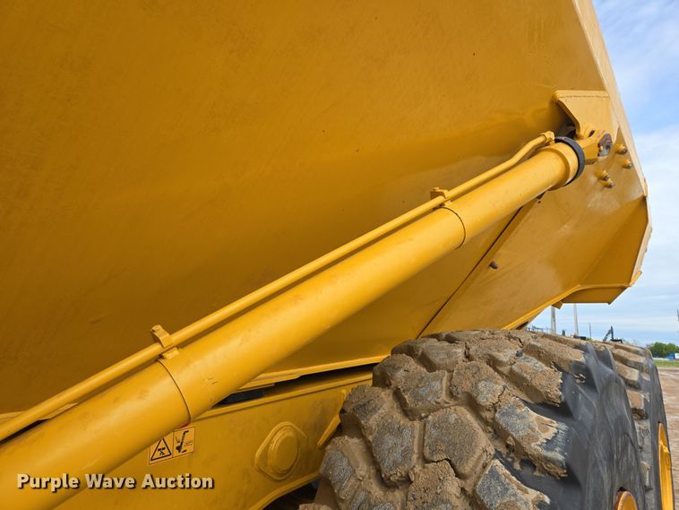 image for item DT4762 2021 Bell B45E 6x6 articulated haul truck