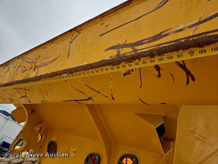 image for item DT4762 2021 Bell B45E 6x6 articulated haul truck