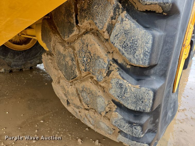 image for item DT4762 2021 Bell B45E 6x6 articulated haul truck