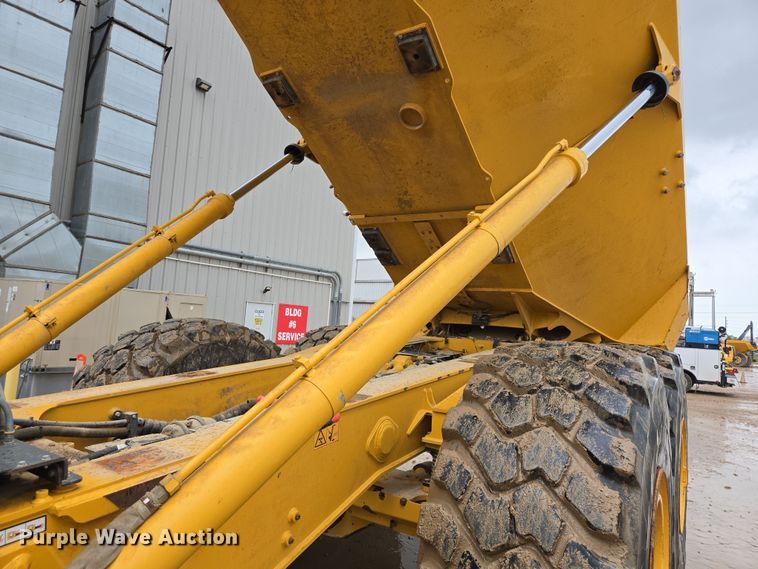 image for item DT4763 2021 Bell B45E 6x6 articulated haul truck