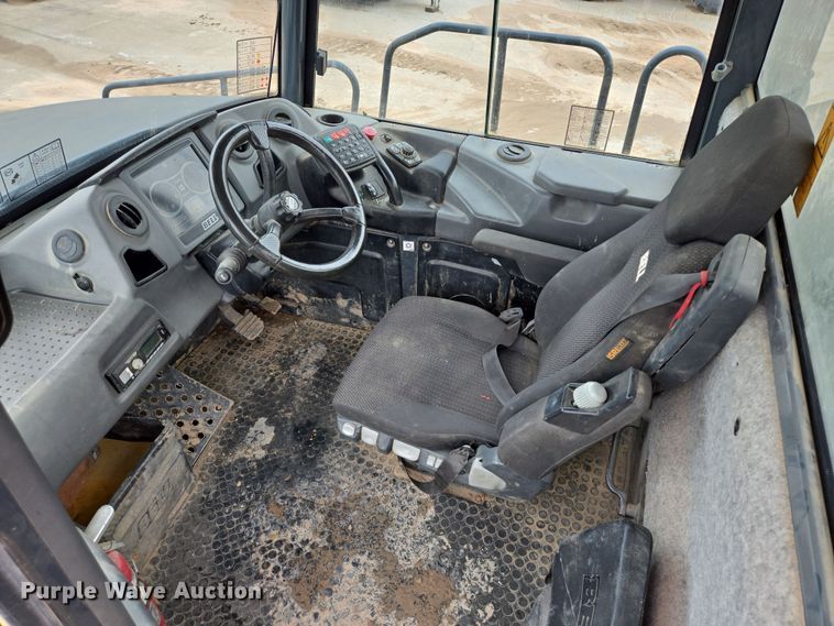 image for item DT4763 2021 Bell B45E 6x6 articulated haul truck