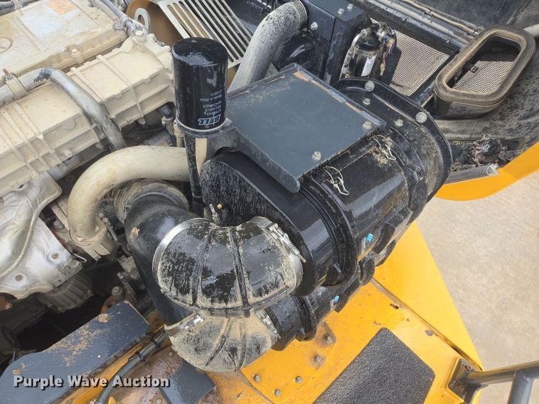 image for item DT4764 2021 Bell B45E 6x6 articulated haul truck