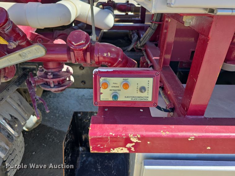 image for item DT6755 2008 International 7400 sewer jetter truck