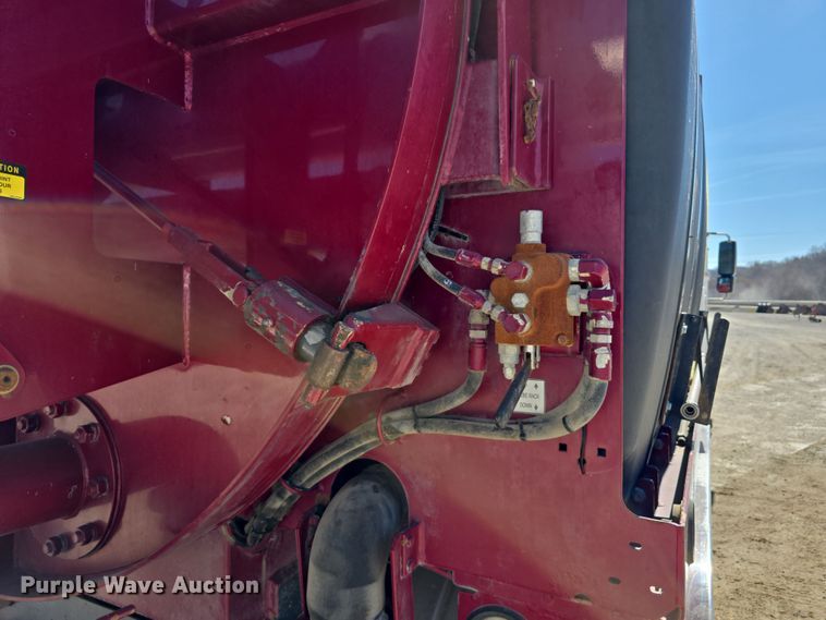 image for item DT6755 2008 International 7400 sewer jetter truck