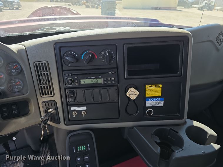 image for item DT6755 2008 International 7400 sewer jetter truck