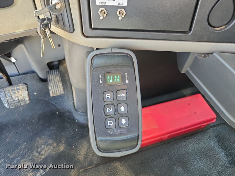 image for item DT6755 2008 International 7400 sewer jetter truck