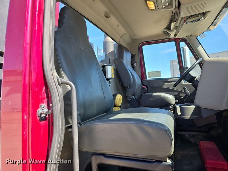 image for item DT6755 2008 International 7400 sewer jetter truck