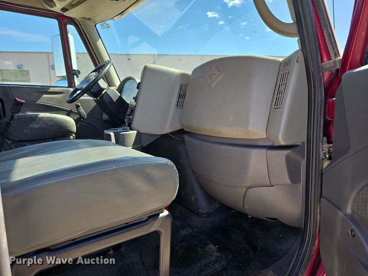 image for item DT6755 2008 International 7400 sewer jetter truck