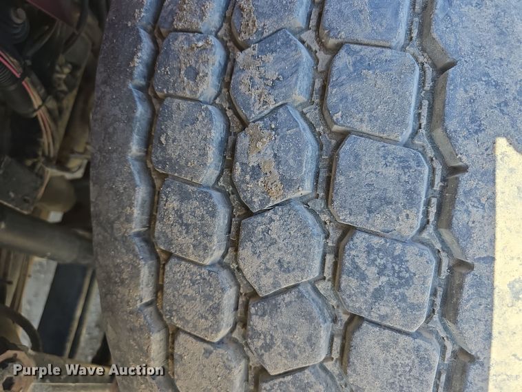 image for item DT6755 2008 International 7400 sewer jetter truck