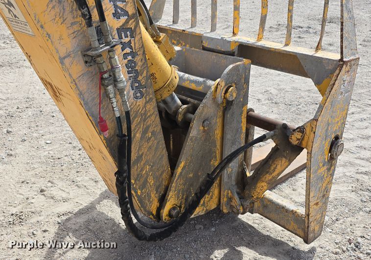 image for item DT6756 2001 Pettibone 10044 Extendo telehandler