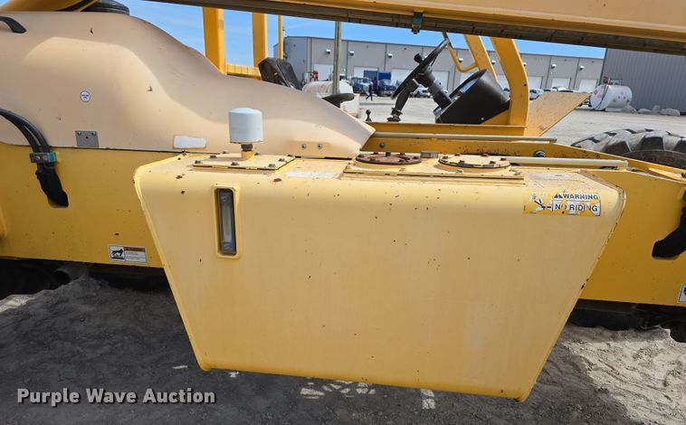 image for item DT6756 2001 Pettibone 10044 Extendo telehandler