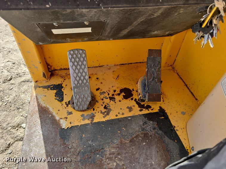 image for item DT6756 2001 Pettibone 10044 Extendo telehandler