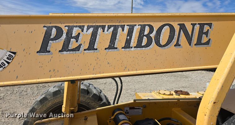 image for item DT6756 2001 Pettibone 10044 Extendo telehandler