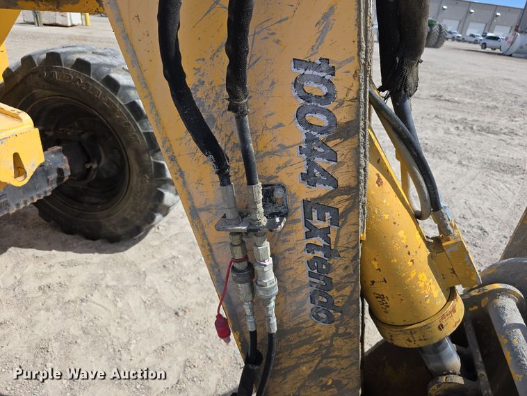 image for item DT6756 2001 Pettibone 10044 Extendo telehandler