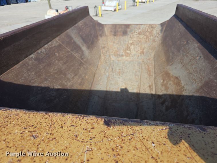 image for item DT6759 2013 John Deere 410E articulated haul truck