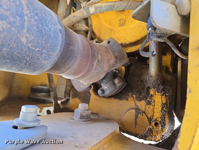 image for item DT6759 2013 John Deere 410E articulated haul truck