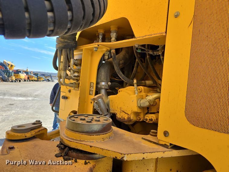 image for item DT6759 2013 John Deere 410E articulated haul truck