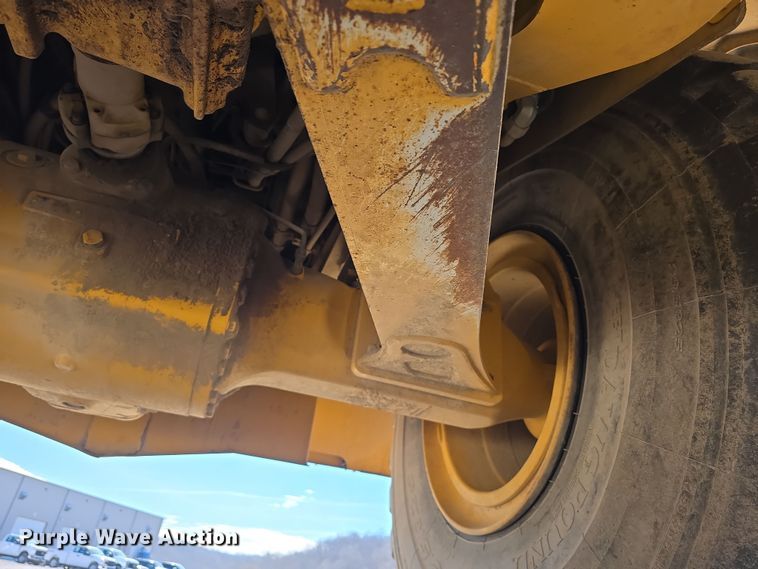 image for item DT6759 2013 John Deere 410E articulated haul truck