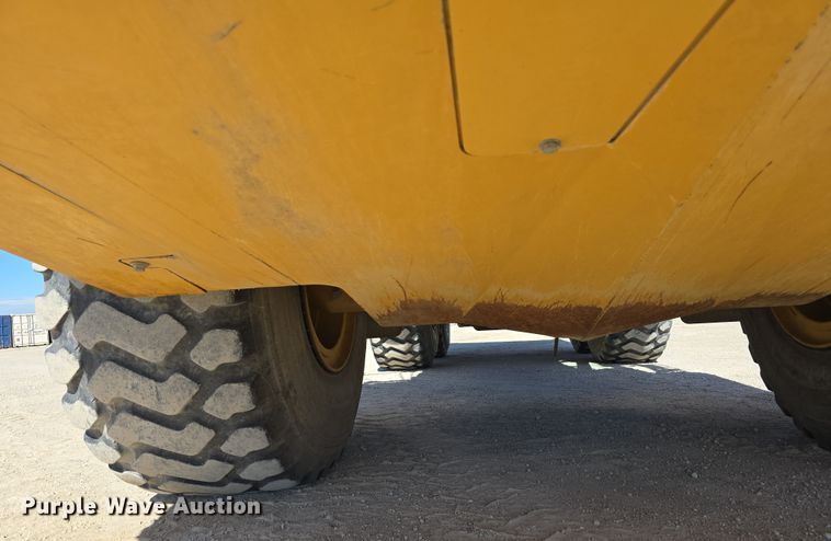 image for item DT6759 2013 John Deere 410E articulated haul truck