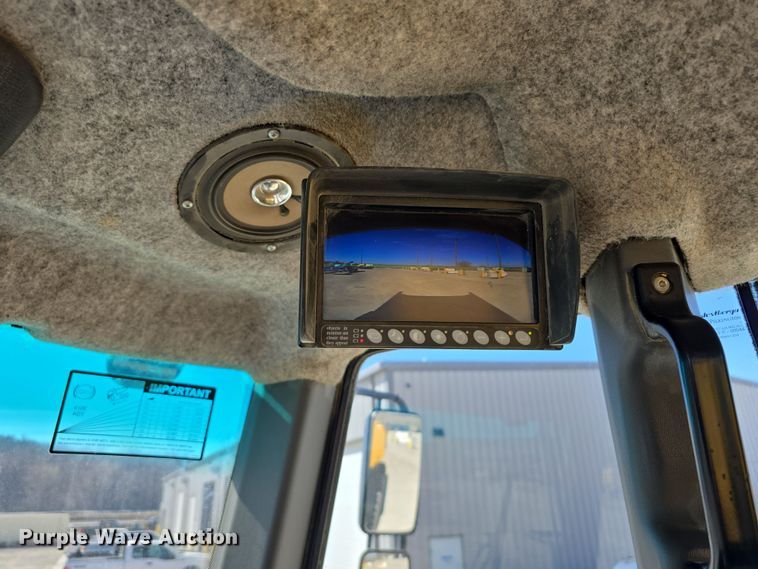 image for item DT6759 2013 John Deere 410E articulated haul truck