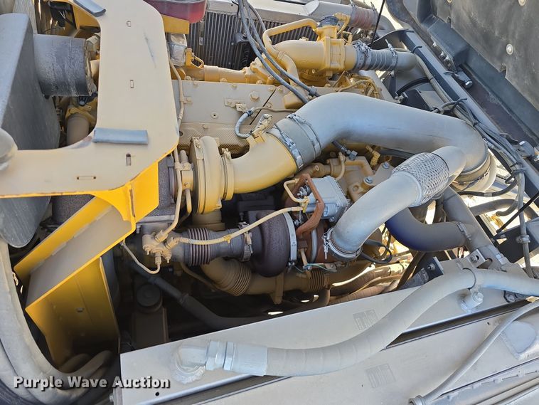 image for item DT6759 2013 John Deere 410E articulated haul truck