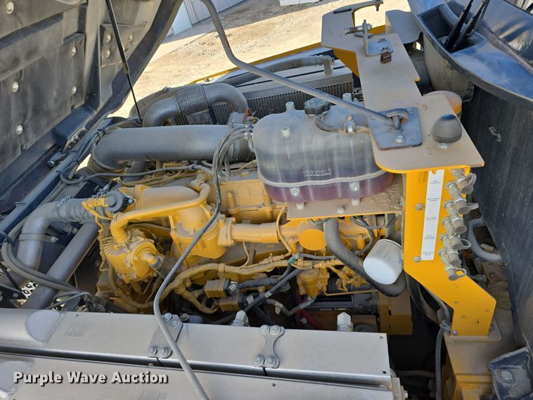 image for item DT6759 2013 John Deere 410E articulated haul truck