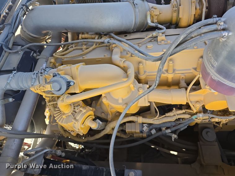 image for item DT6759 2013 John Deere 410E articulated haul truck