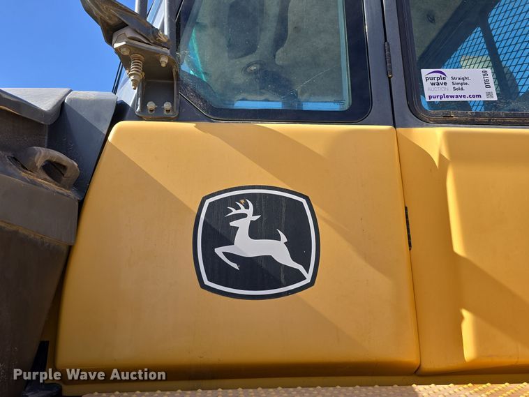 image for item DT6759 2013 John Deere 410E articulated haul truck