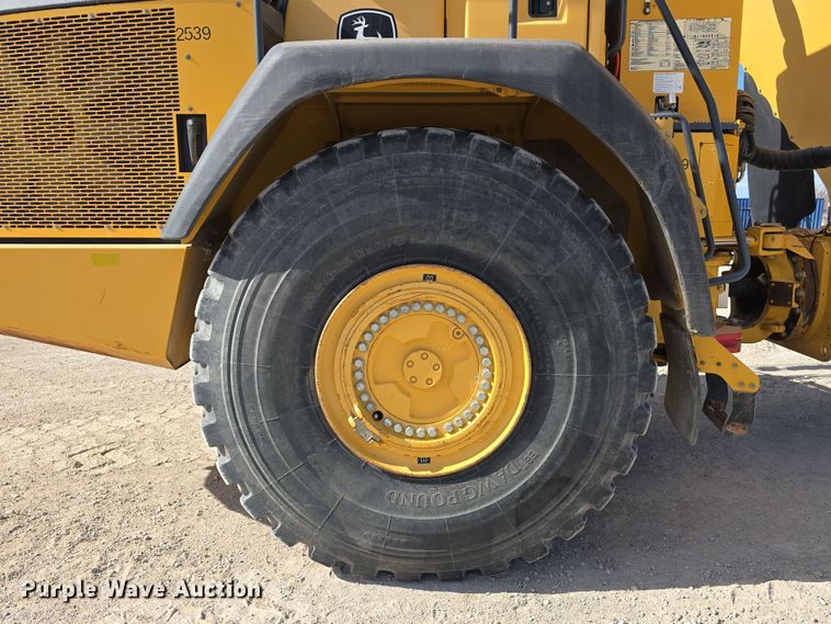 image for item DT6759 2013 John Deere 410E articulated haul truck