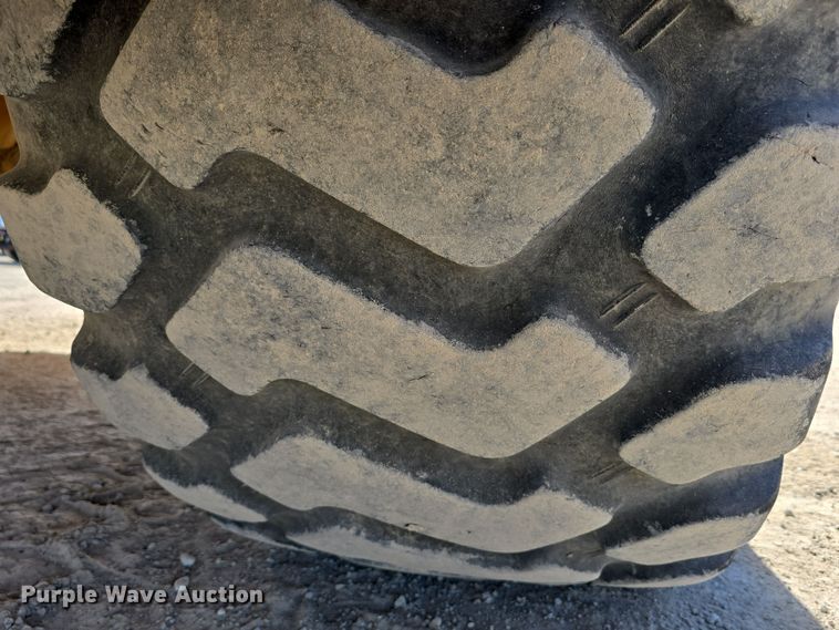 image for item DT6759 2013 John Deere 410E articulated haul truck