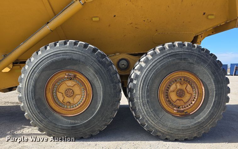 image for item DT6759 2013 John Deere 410E articulated haul truck