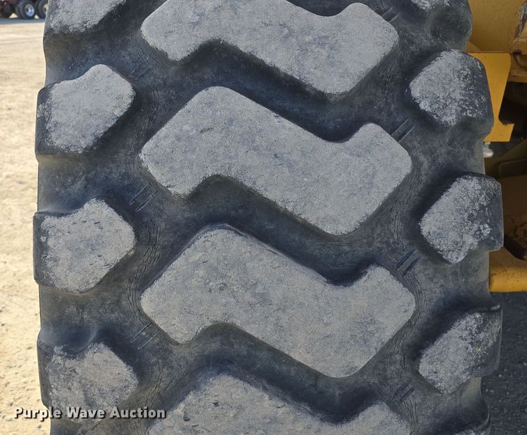 image for item DT6759 2013 John Deere 410E articulated haul truck