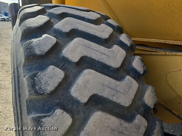 image for item DT6759 2013 John Deere 410E articulated haul truck