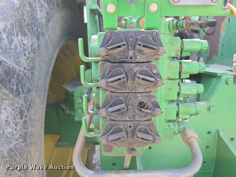 image for item DT6760 2005 John Deere 9320 4WD tractor