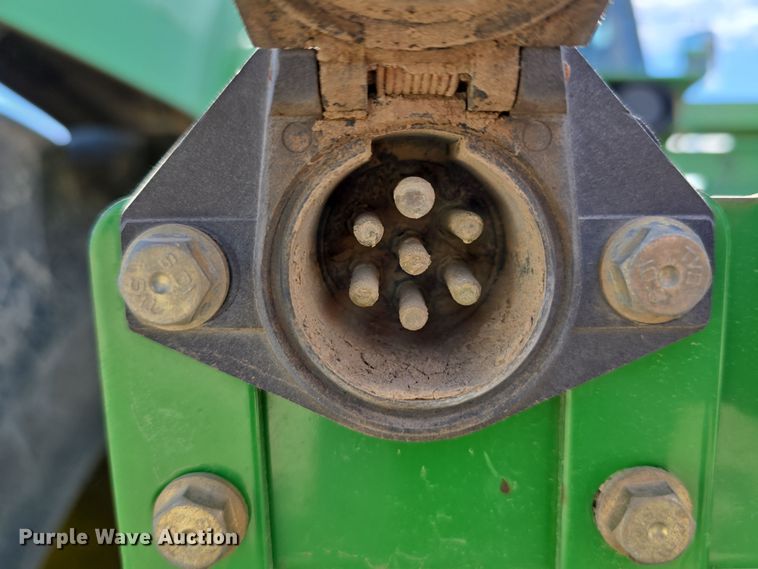 image for item DT6760 2005 John Deere 9320 4WD tractor