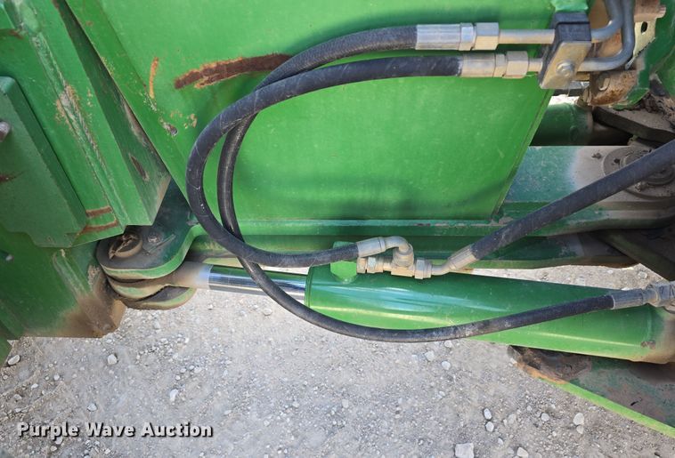 image for item DT6760 2005 John Deere 9320 4WD tractor