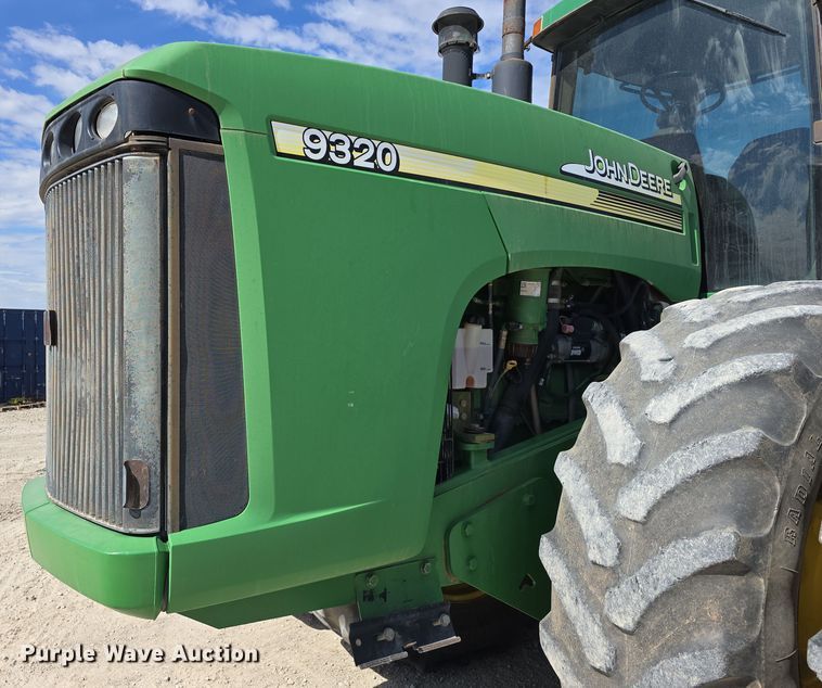image for item DT6760 2005 John Deere 9320 4WD tractor