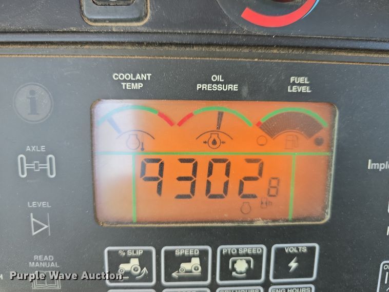 image for item DT6760 2005 John Deere 9320 4WD tractor