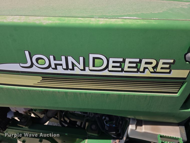 image for item DT6760 2005 John Deere 9320 4WD tractor