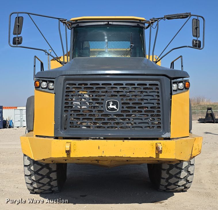 image for item DT6763 2015 John Deere 410E articulated haul truck